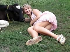 8 pictures - upskirt voyeur videos picture gallery