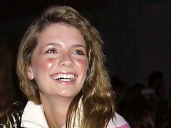 8 pictures - celebrity upskirt nipslip pictures