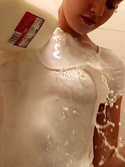 9 pictures - Sloan Kendricks Floats Her Boat