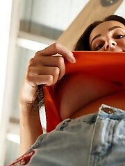 7 pictures - Dita Vetone Crop Top Heroes