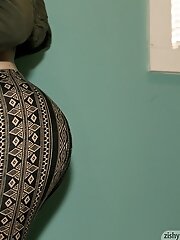 8 pictures - Keira Croft In Butt Socks