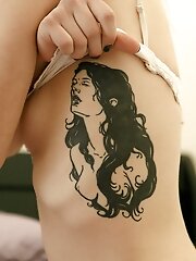 8 pictures - Nina Presley Nude Color